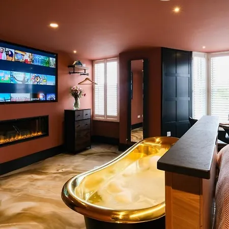 Craig Walk Bowness-on-Windermere