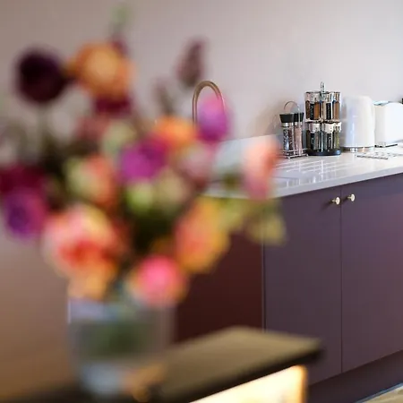 Konukevi Craig Walk 3*